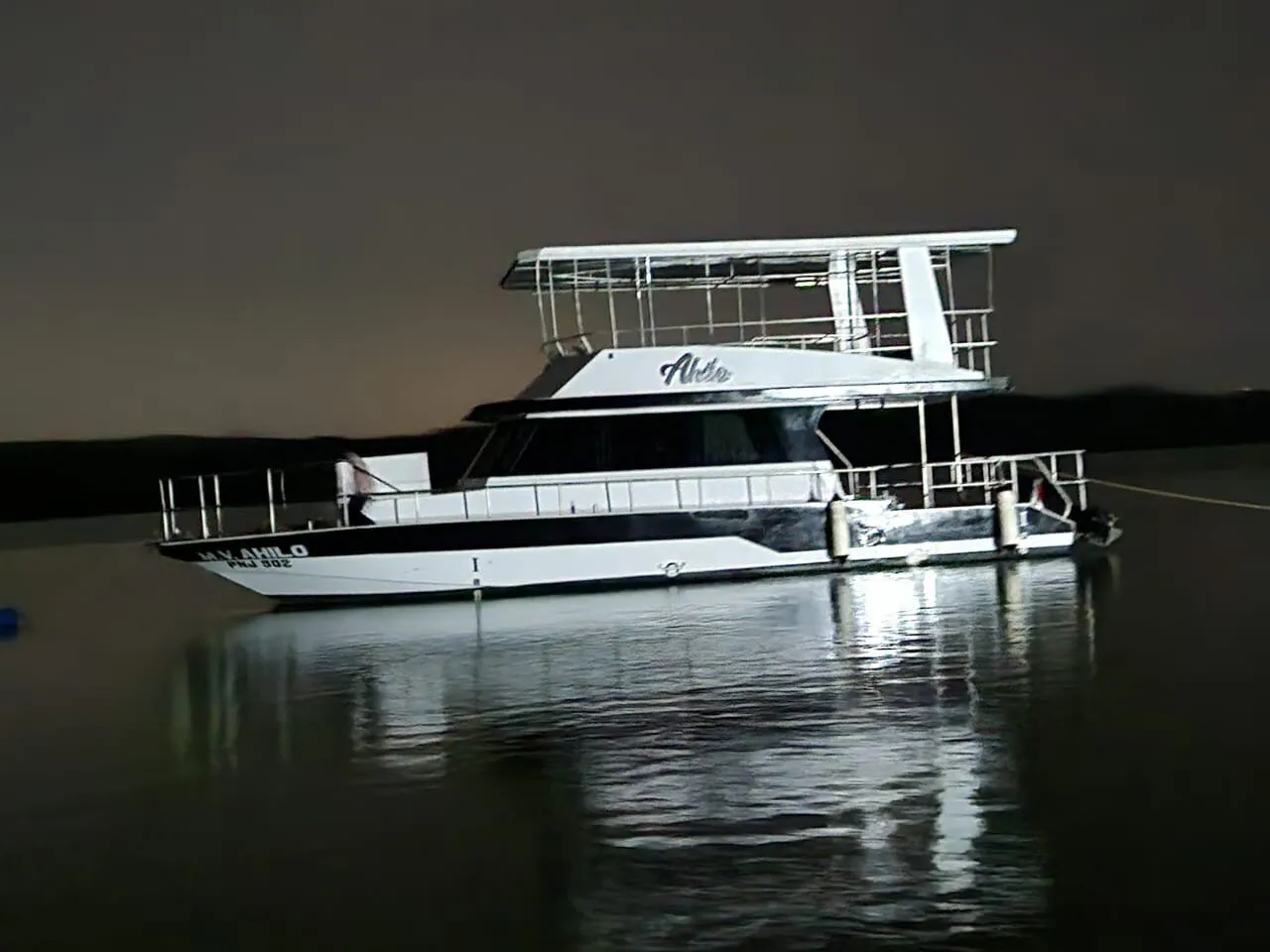 Private yachts